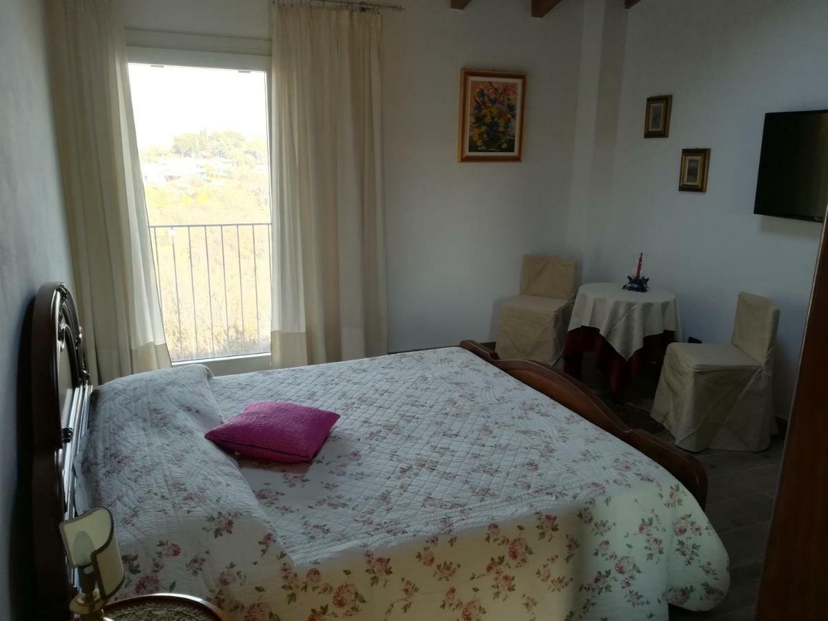 B&B Casa Santa Lucia Manerba del Garda Exterior photo